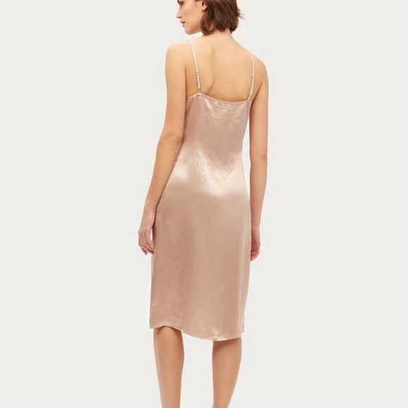 Jenni Kayne satin slip dress in blush - Picture 5 of 12
